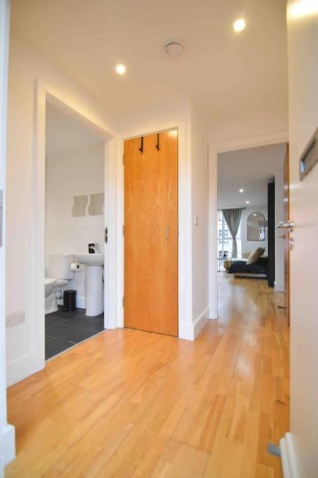 Cosy, Centrally Located Studio With Gated Parking! Loughborough Zewnętrze zdjęcie
